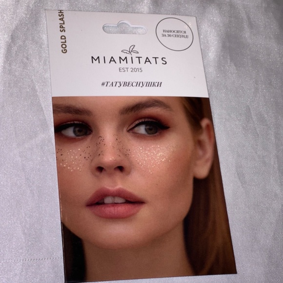 Gold freckles 💫 2 applications! - Picture 2 of 3